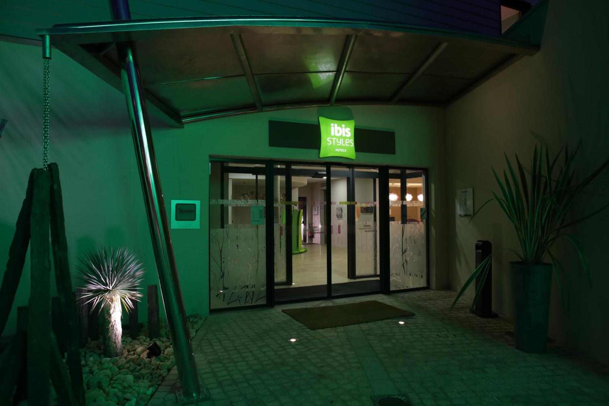 Ibis Styles Villeneuve Sur Lot Luaran gambar