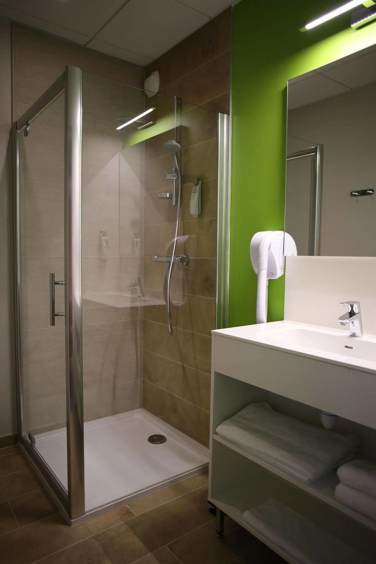 Ibis Styles Villeneuve Sur Lot Luaran gambar